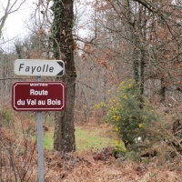35 - Au carrefour à droite la route du Val au bois direction Fayolle
